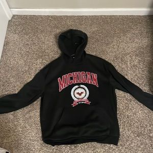 Hoodie Michigan medium